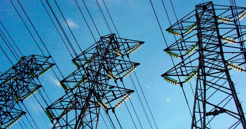 Estudos Elétricos